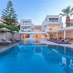 Appart hôtel Mika & 4*