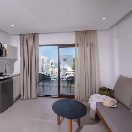 Mika & Hotel de apartamente Hersonissos (Crete)