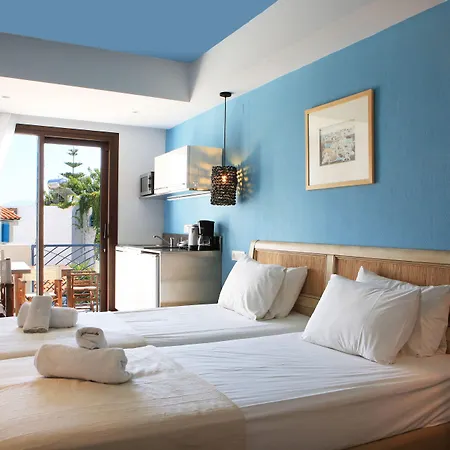 Mika & Aparthotel 4*
