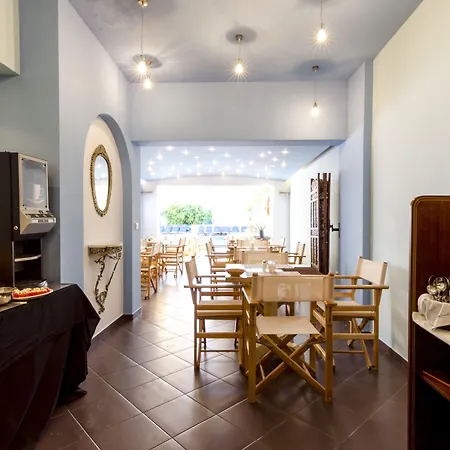 Mika & Limenas Chersonisou