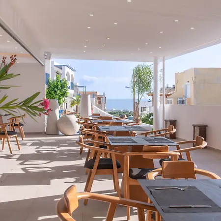 Mika & Hotel de apartamente