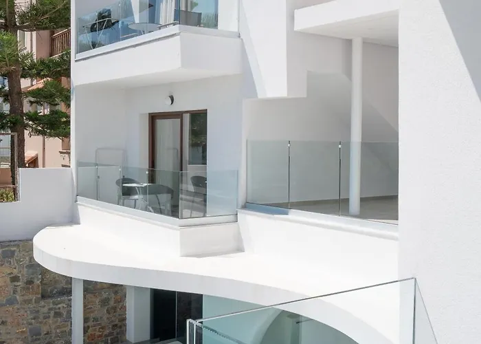 Mika & 아파트호텔 헐소니소스