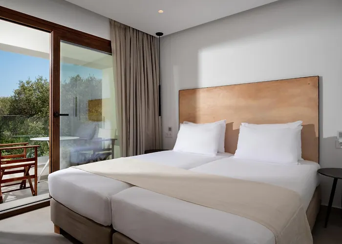 Mika & Ξενοδοχείο με διαμερίσματα