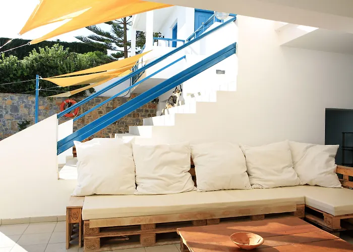 Mika & Ξενοδοχείο με διαμερίσματα