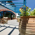 Mika & Hotel apartamentowy 4*