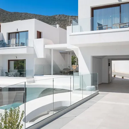 Mika & 公寓式酒店