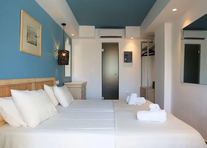 Mika & 4* Херсониссос