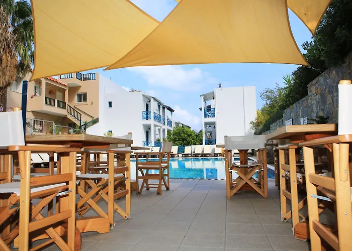 Mika & Апарт-отель 4*