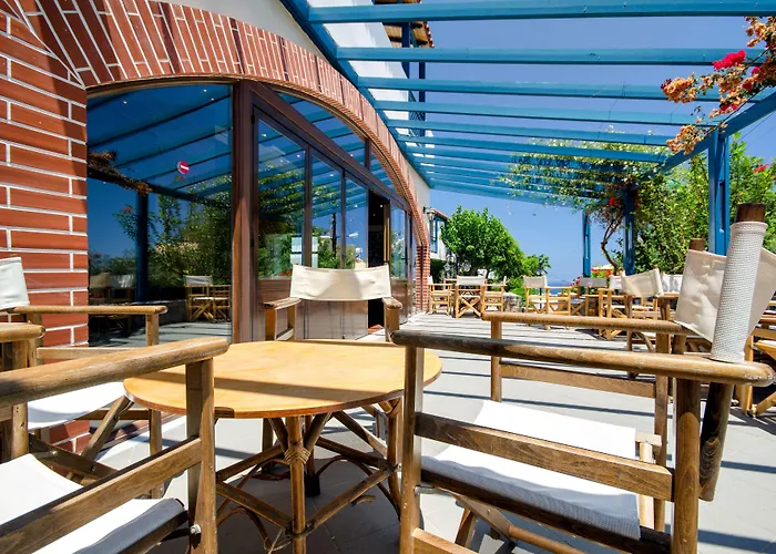 Апарт-отель Mika & 4*