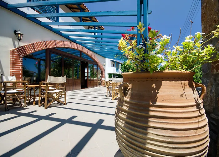 Mika & Апарт-отель 4*